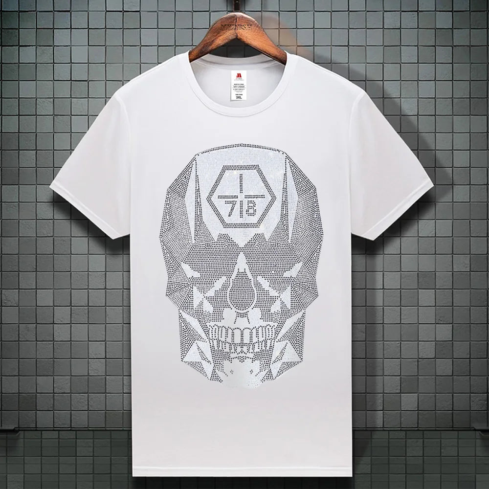 2024 Summer Men's Design Black Skull Rhinestones T shirts Man Slim Fit Elastic Cotton Diamond Print Tees Streetwear Cool Tops