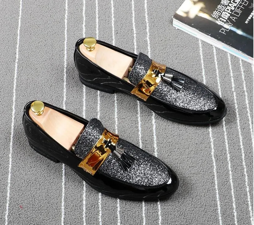 Fashion Casual Formal For Men Black Genuine Leather Tassel Men Wedding Shoes Gold Metallic Mens Studded Loafers AXX613